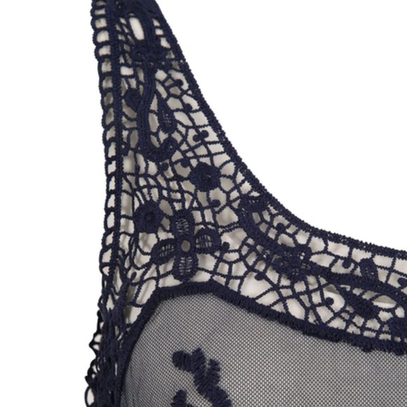 ⭐️ Host Pick⭐️ Ricki's | Black Sheer Embroidered Mesh Top - Picture 6 of 6